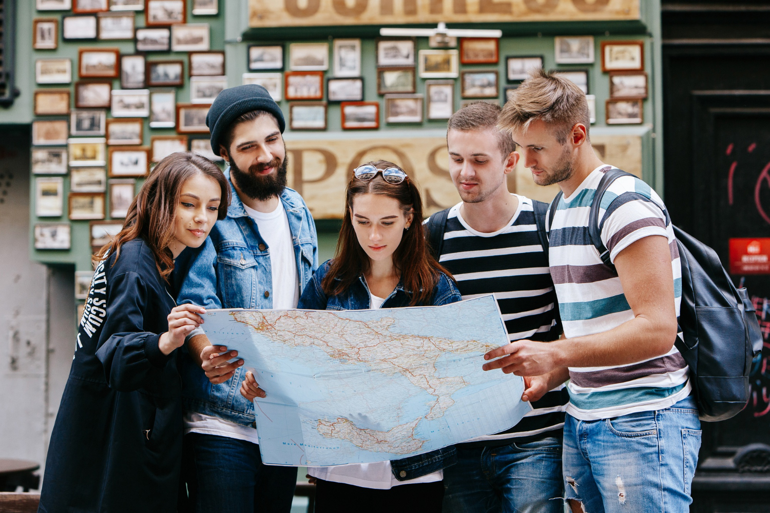 The World of Education with Breakaria: Innovative Educational Tours and Internships Abroad